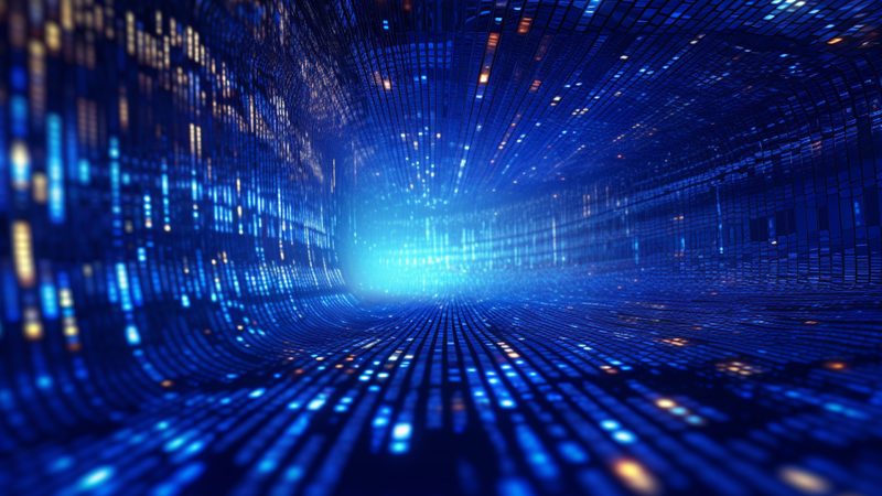 OA协同办公免费版与付费版：功能差异与适用场景解析
